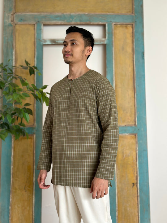 BUDI Teluk Belanga Kurta in Olive