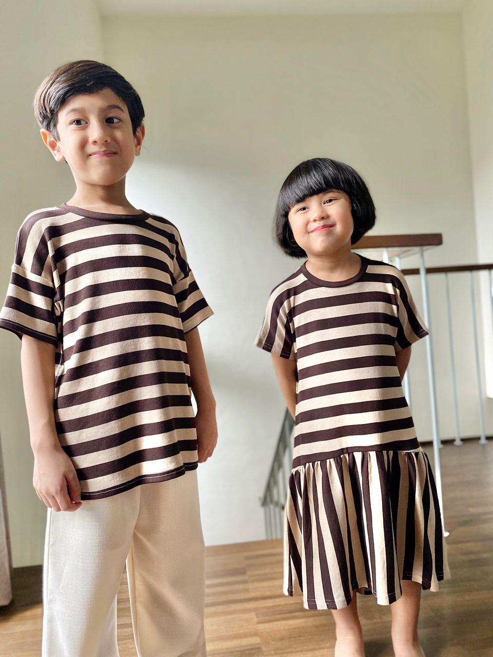 EVELYN Flounce Midi Dress in Cocoa