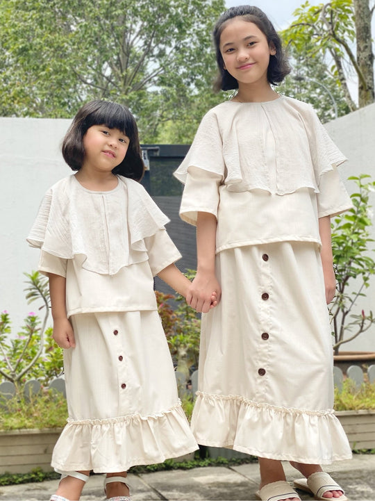 Celina Puritan-collar Blouse in Ivory