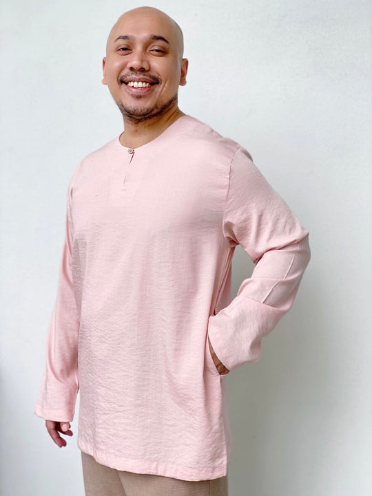 BUDI Teluk Belanga Kurta in Pink