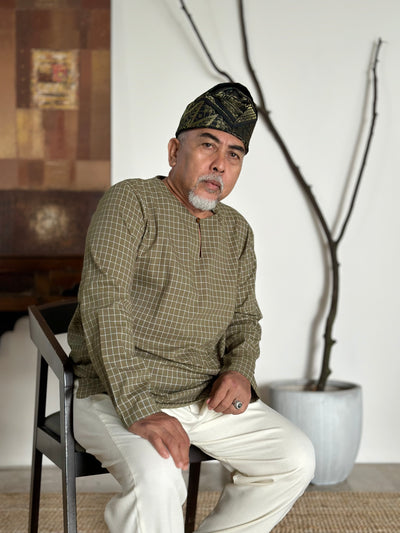 BUDI Teluk Belanga Kurta in Olive
