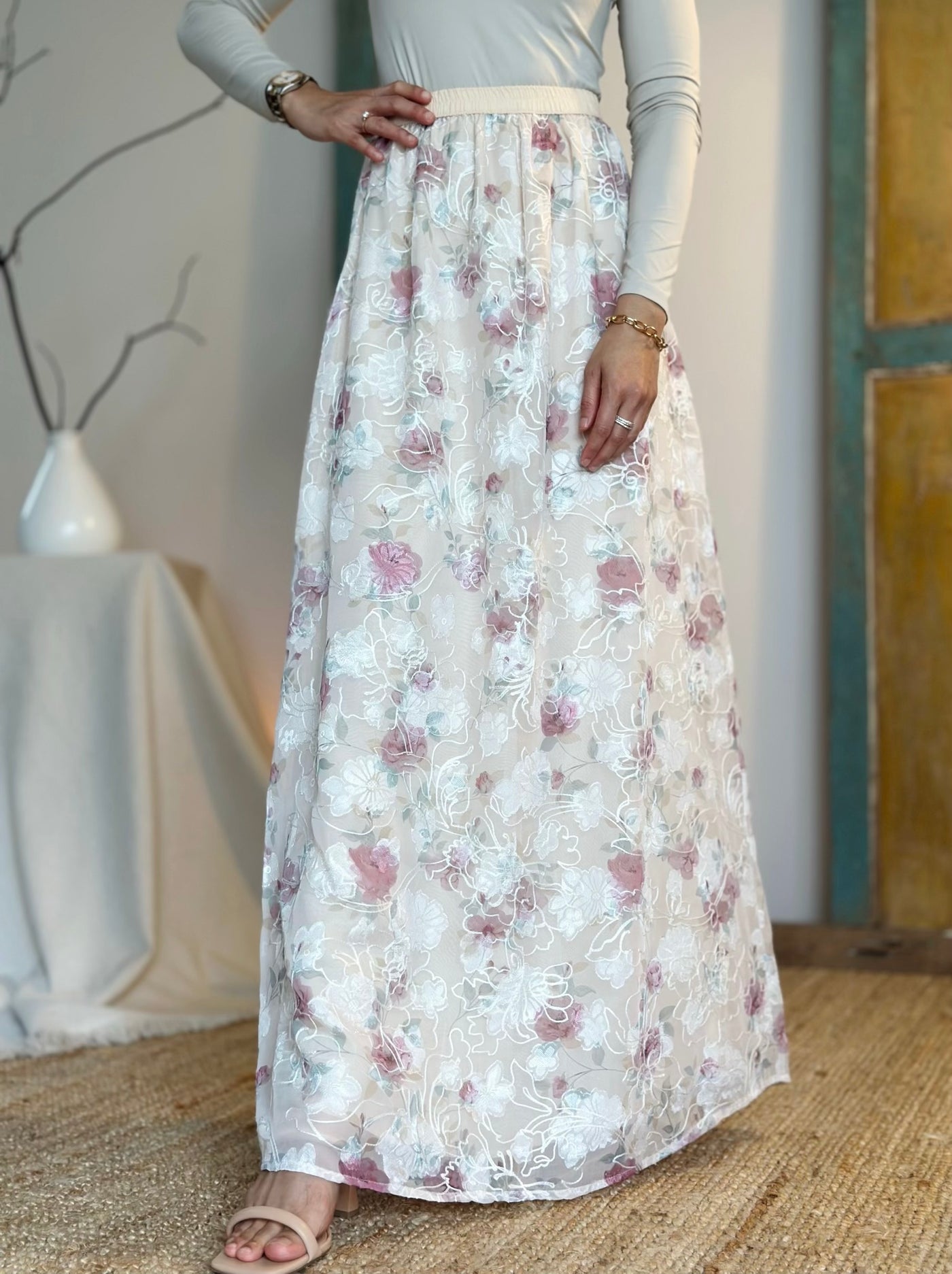 NILA Skirt in Vanilla Rose