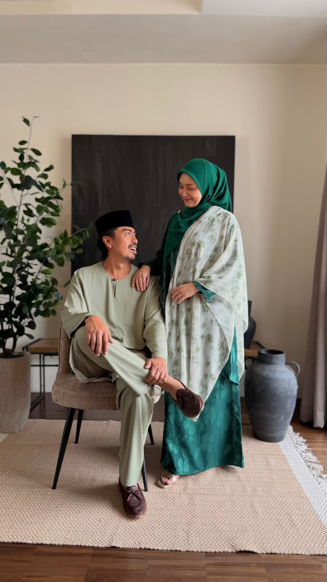 EMBUN Long Kurung Set in Emerald