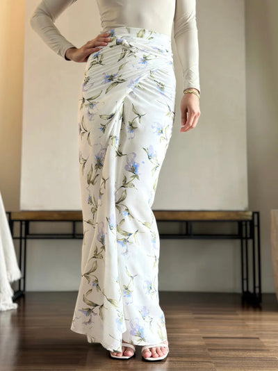 KIRANA Pareo in White Garden