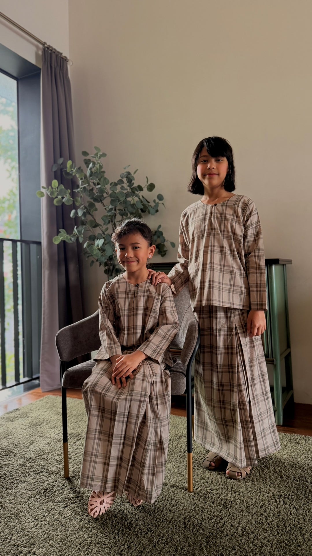 KESUMA Kurung Kedah Set in Olive Plaid