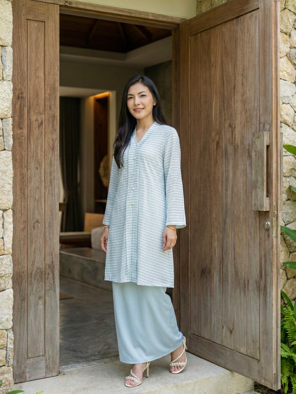 LAILA Long Kebaya Set in Icy Mist