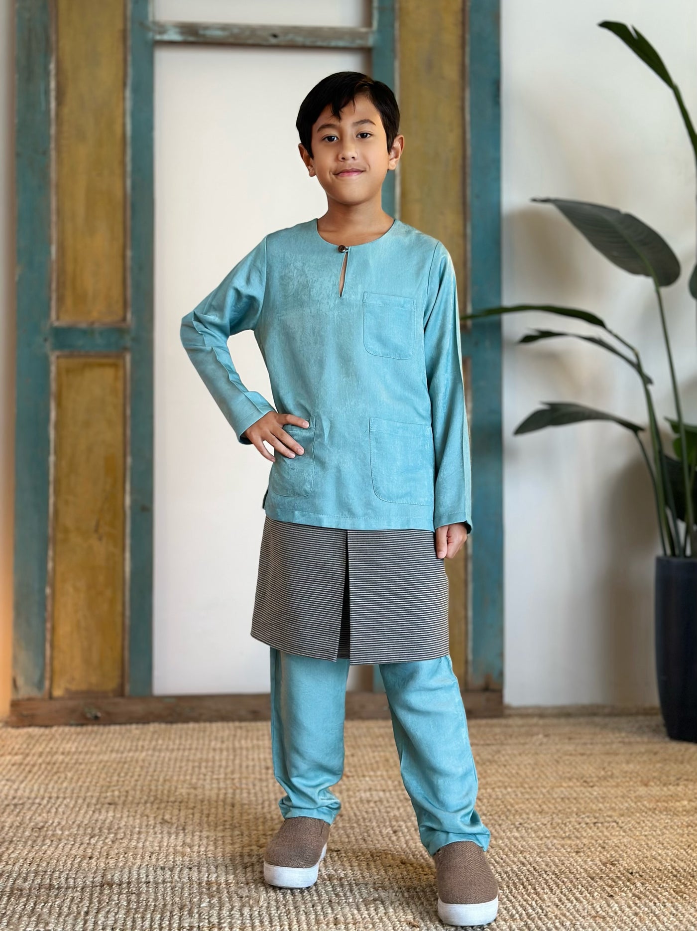AYUB Instant Pelikat Style Samping in Graphite Stripes