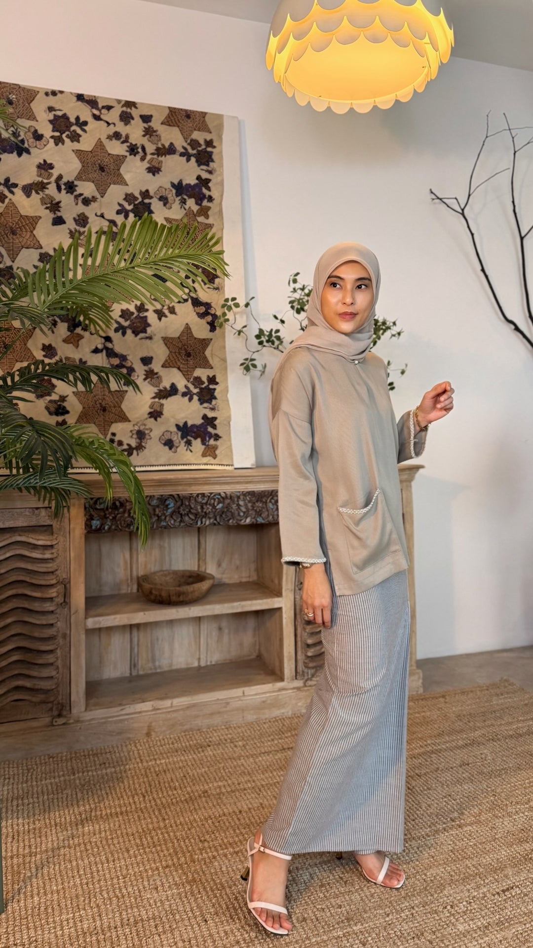 MULUS Kurung Kedah Set in Dune Biege