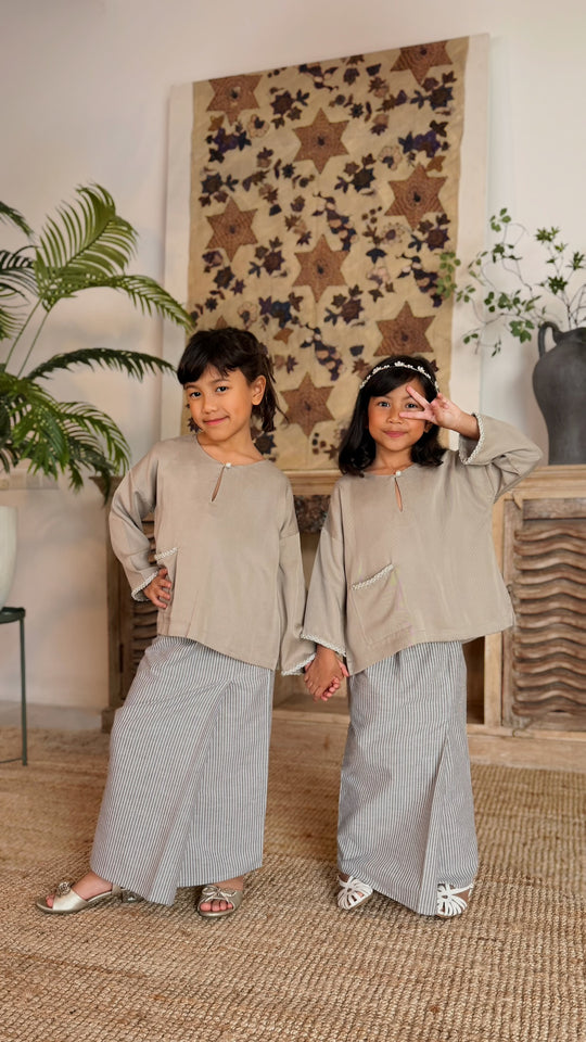 KESUMA Kurung Kedah Set in Dune Biege