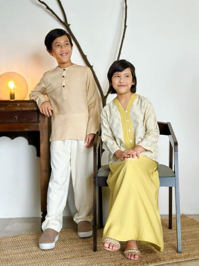 CAHAYA Modern Mini Kurung Set in Daffodil
