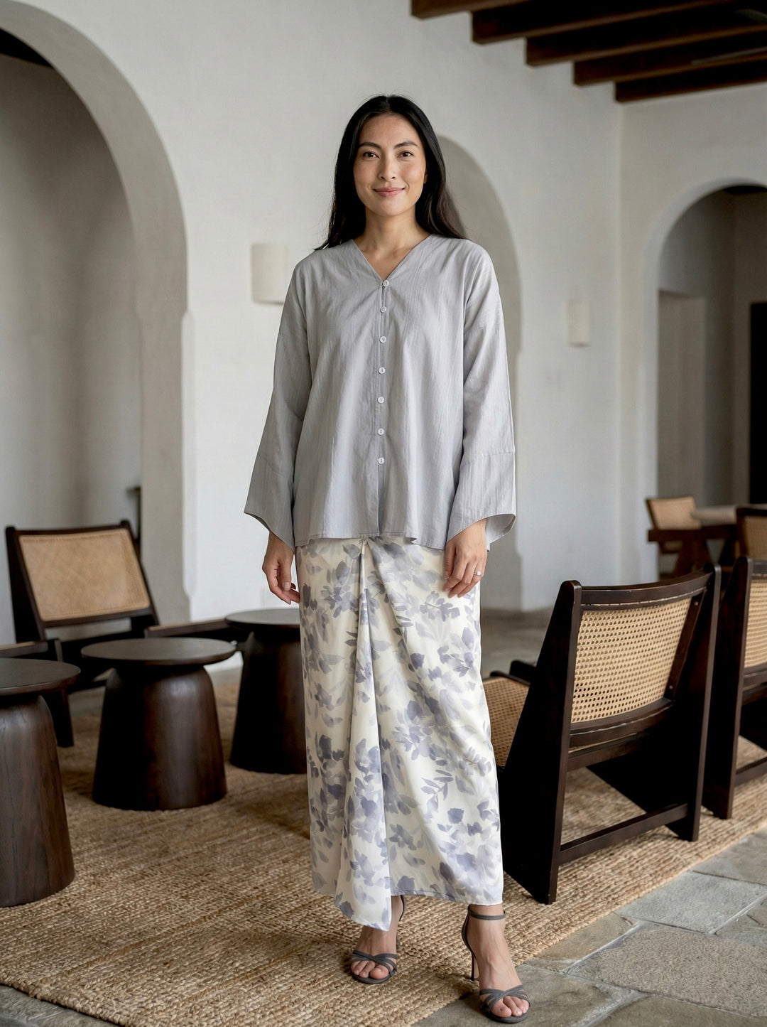 MUSTIKA Mini Kebarung Set in Ash