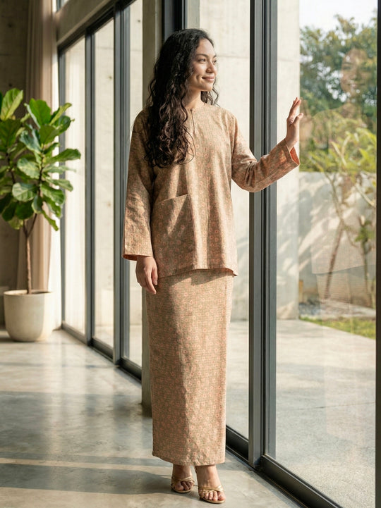 MULUS Kurung Kedah Set in Peach Floral