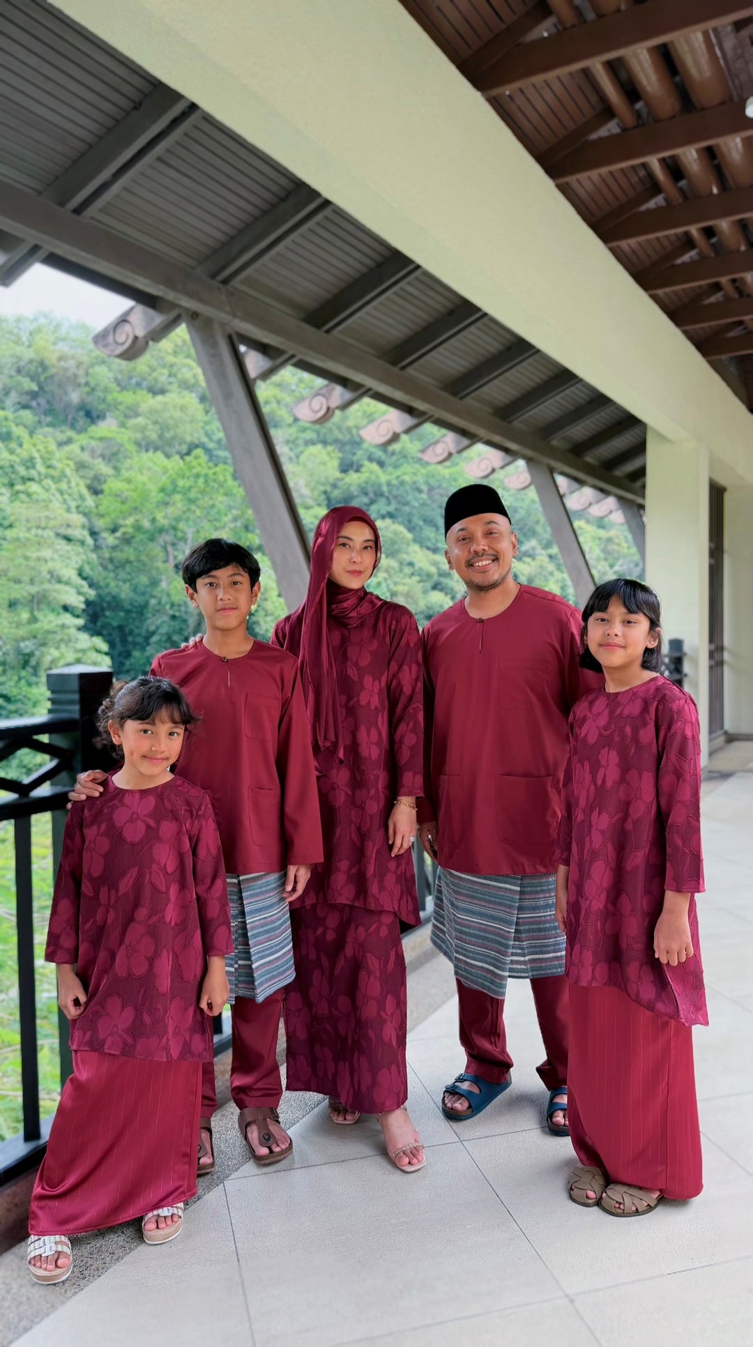 SUKMA Long Kurung Set in Maroon