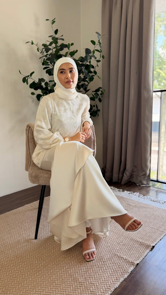 MAYA Modern Kurung Set in Silky Ivory