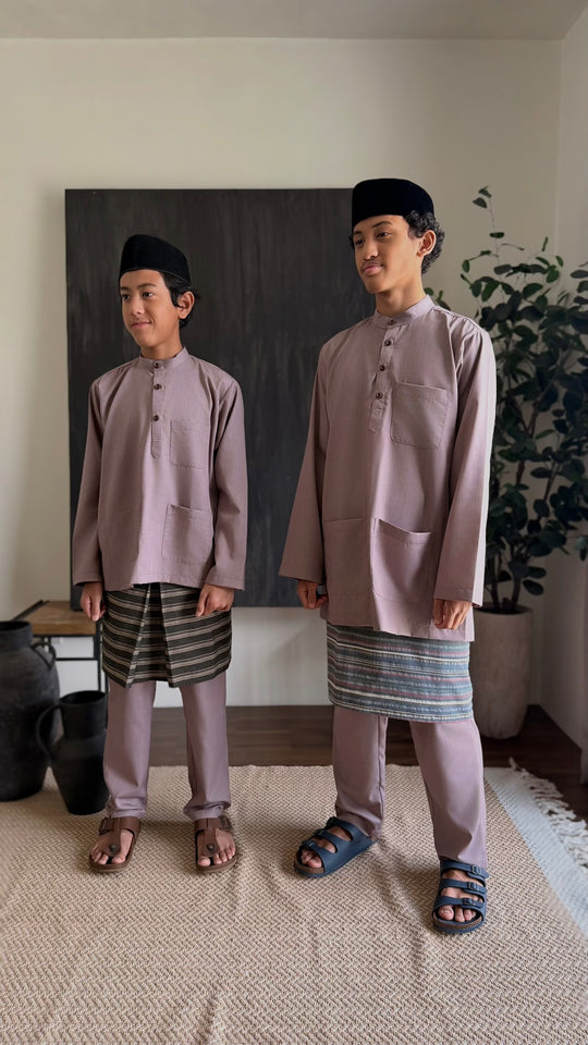 ANDIKA Baju Melayu Cekak Musang Set in Desert Blush