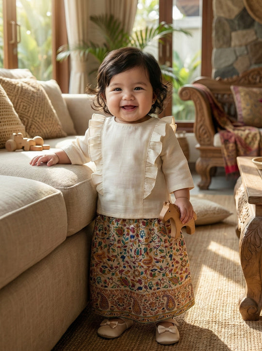 RIANG Frill Blouse & Skirt Set in Vanilla Blossom