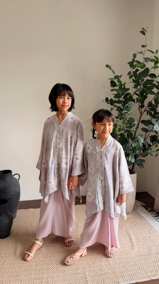 RATNA Long Kebaya Set in Misty Thistle