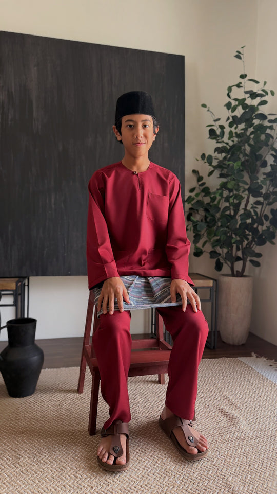 JEBAT Baju Melayu Teluk Belanga in Maroon