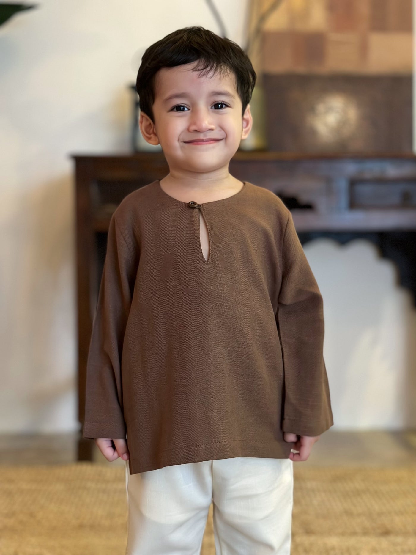 DAMAI Teluk Belanga Kurta in Hickory