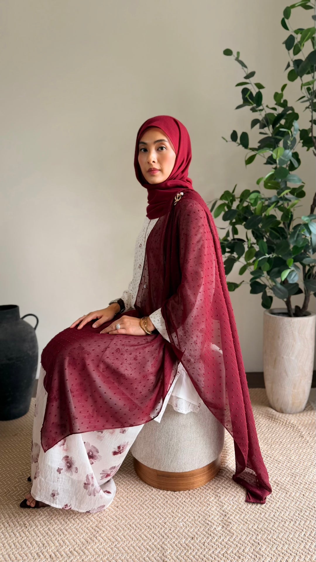 ANGGUN Long Kebarung Set in Merlot Ditsy