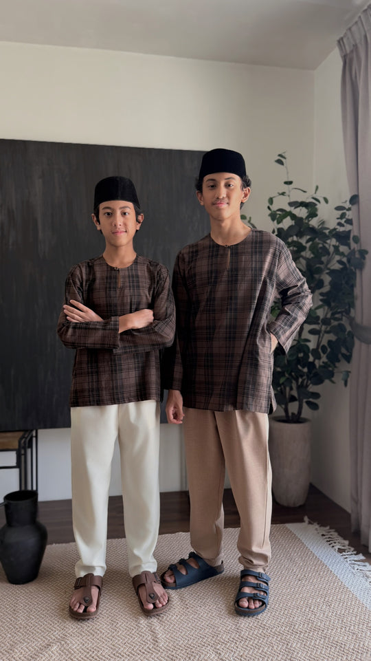 PEKAN Teluk Belanga Kurta in Espresso Plaid