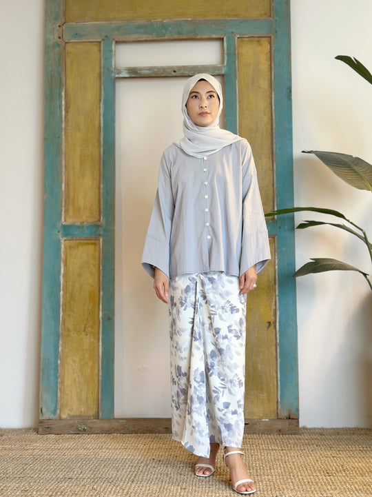 MUSTIKA Mini Kebarung Set in Ash