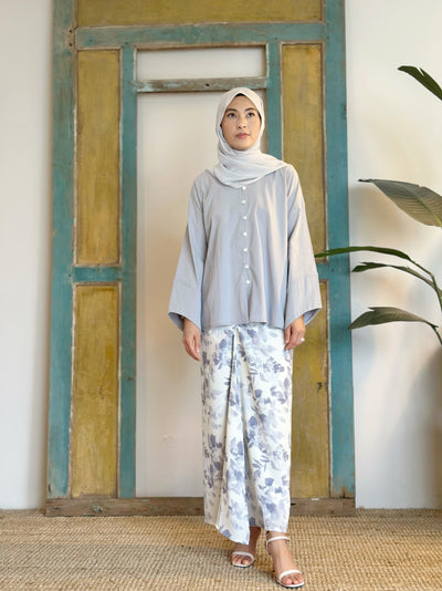 MUSTIKA Mini Kebarung Set in Ash