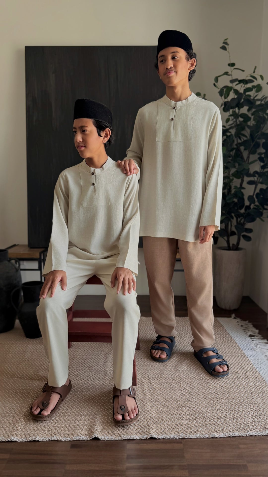 NADIM Kurta in Sandy White