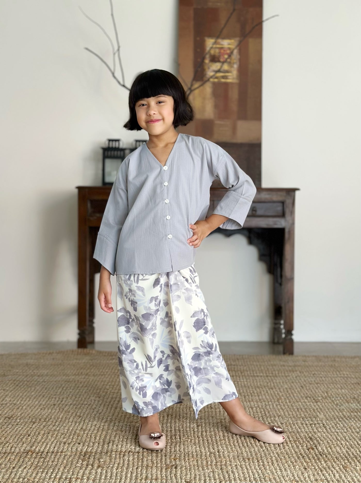 BAIDURI Mini Kebarung Set in Ash