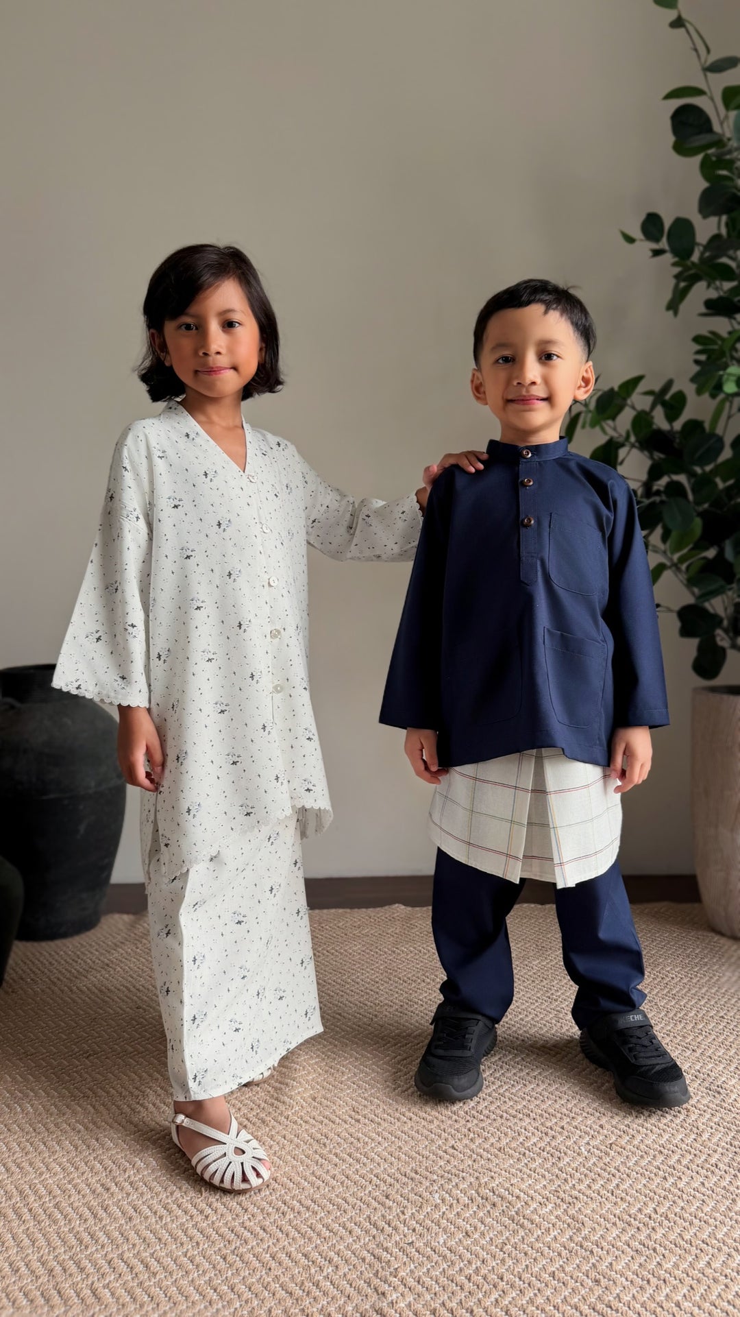 ANDIKA Baju Melayu Cekak Musang Set in Midnight Blue