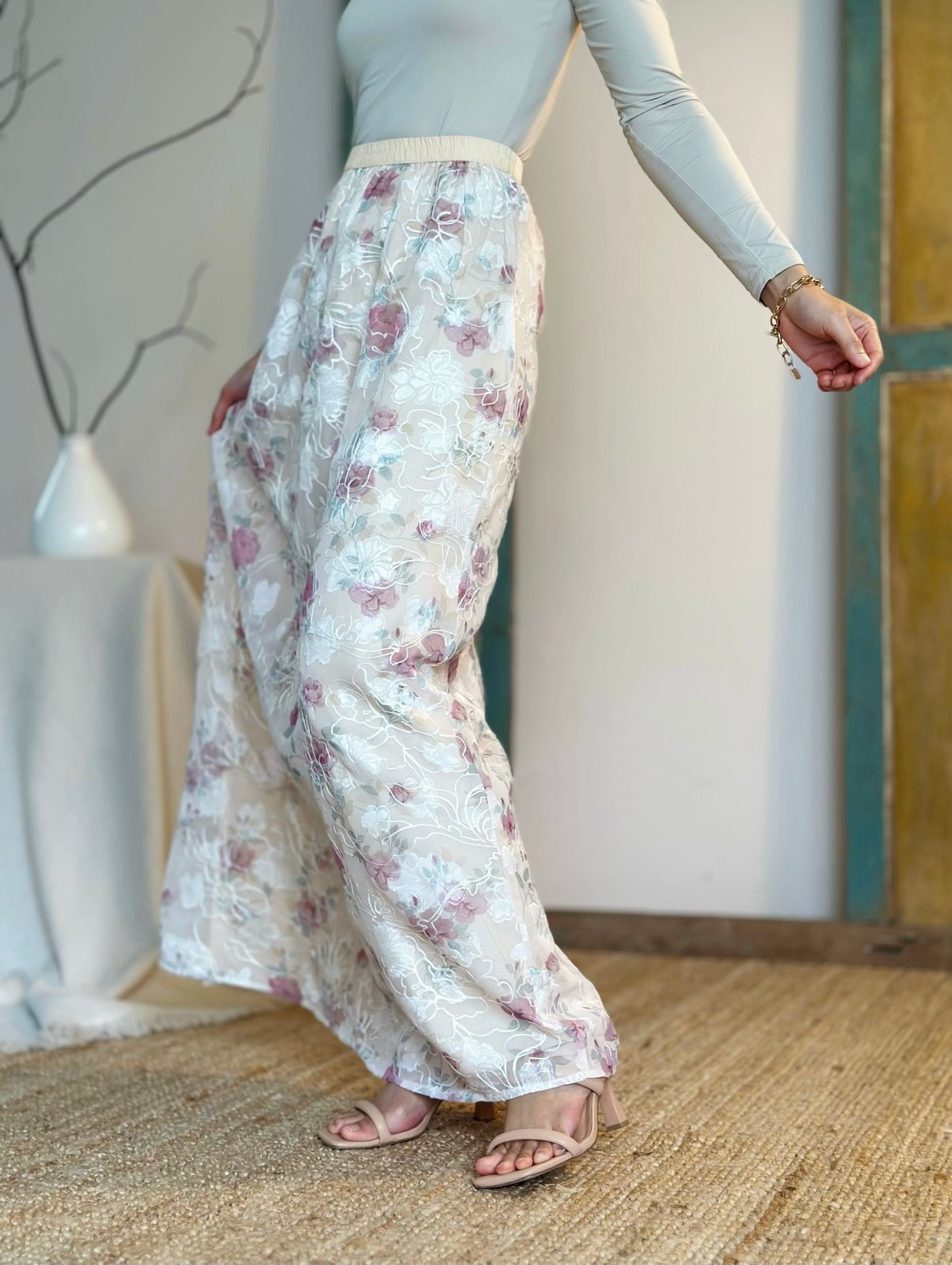 NILA Skirt in Vanilla Rose