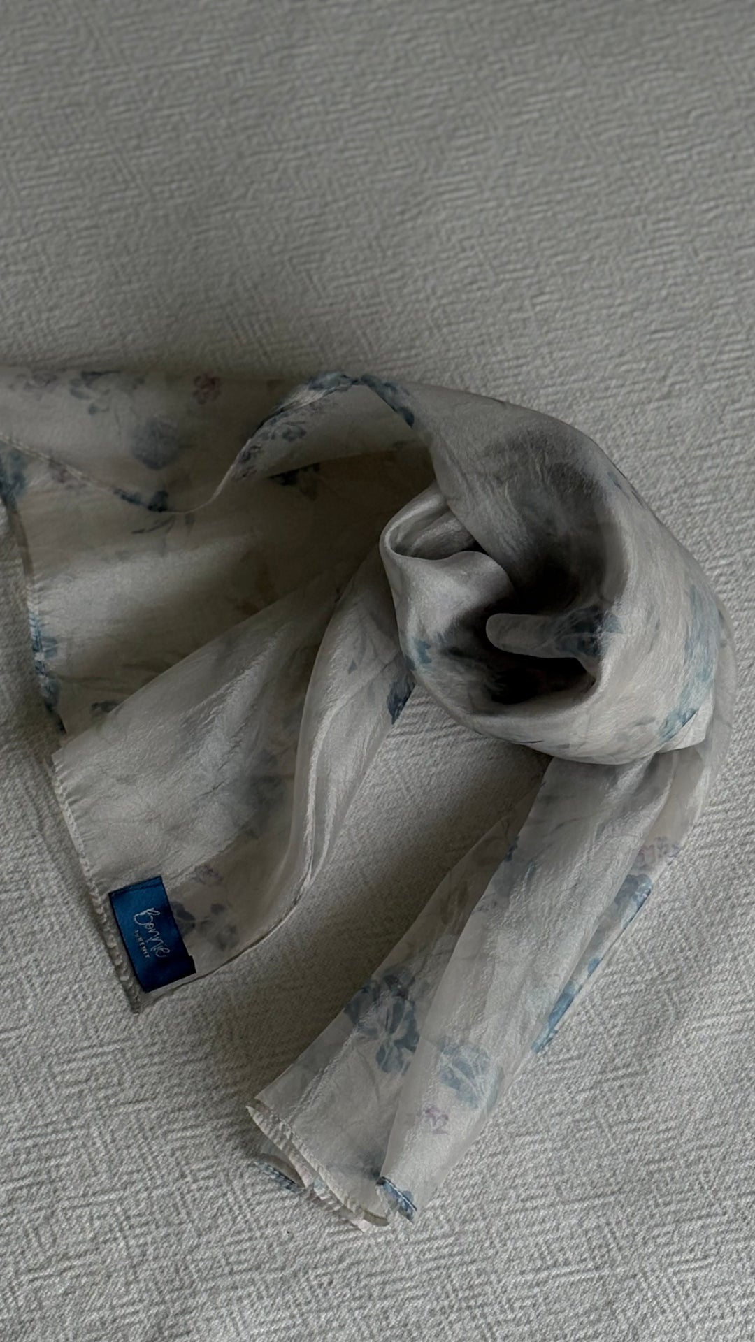 ALUN Selendang in Blue Botanica