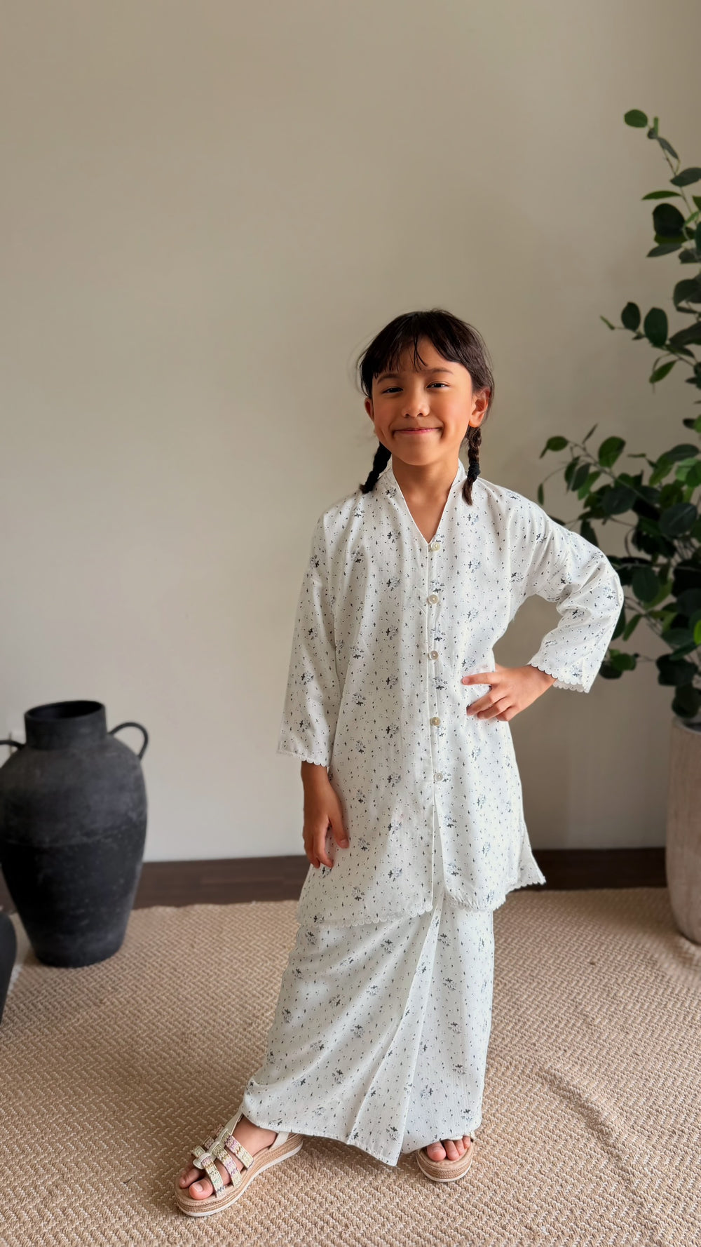 MAYANG Long Kebarung Set in Carbon Ditsy