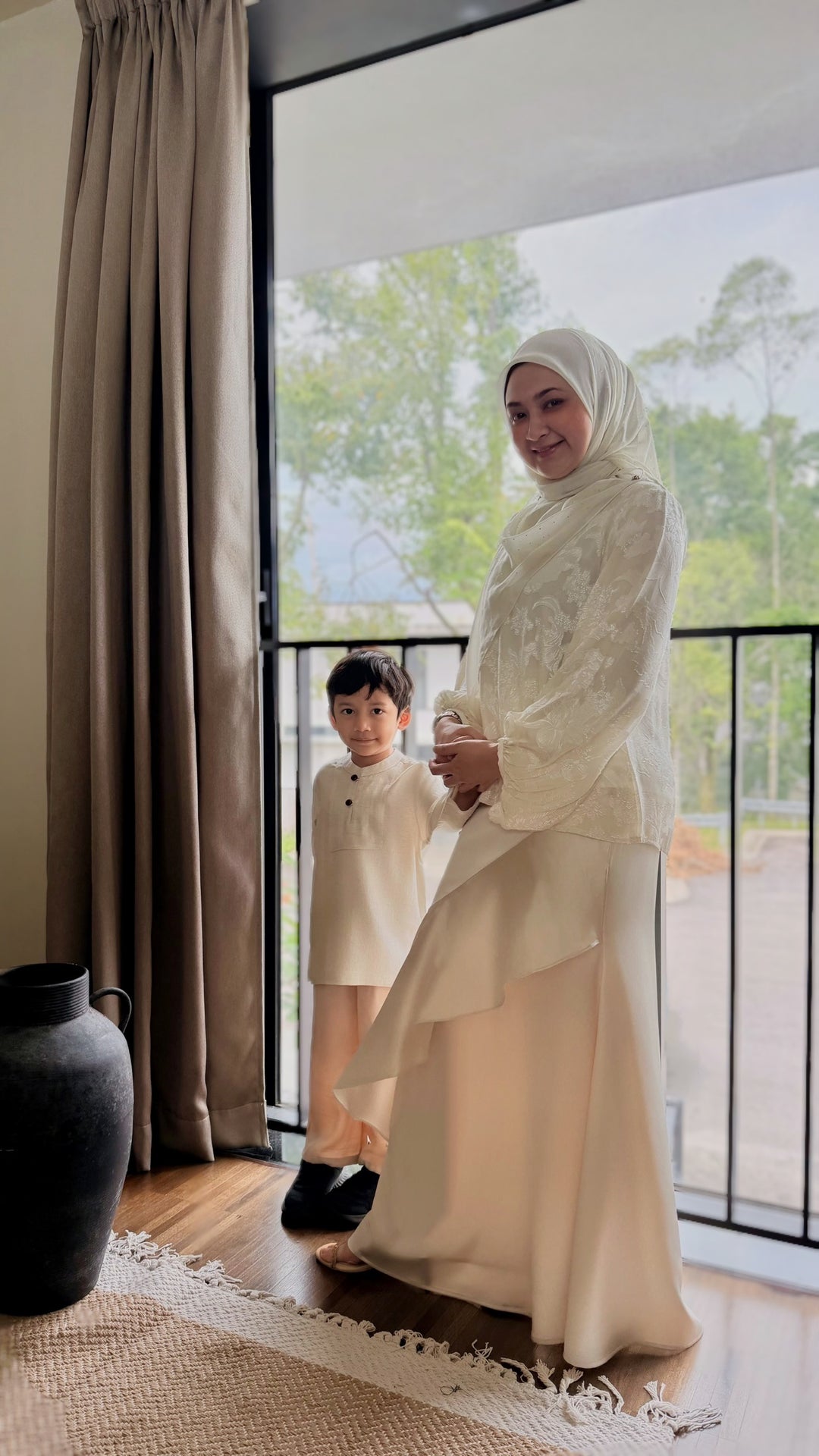 MAYA Modern Kurung Set in Silky Ivory