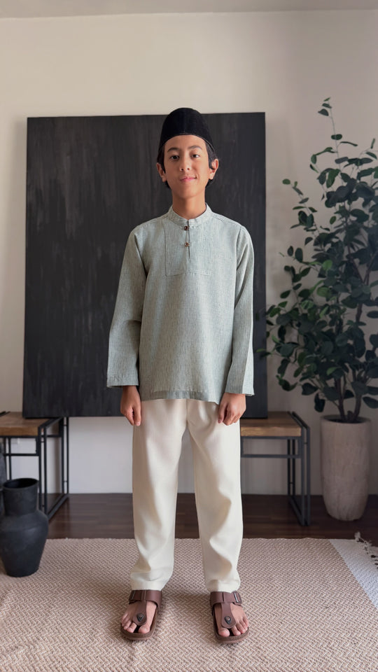 NADIM Kurta in Herbal Green