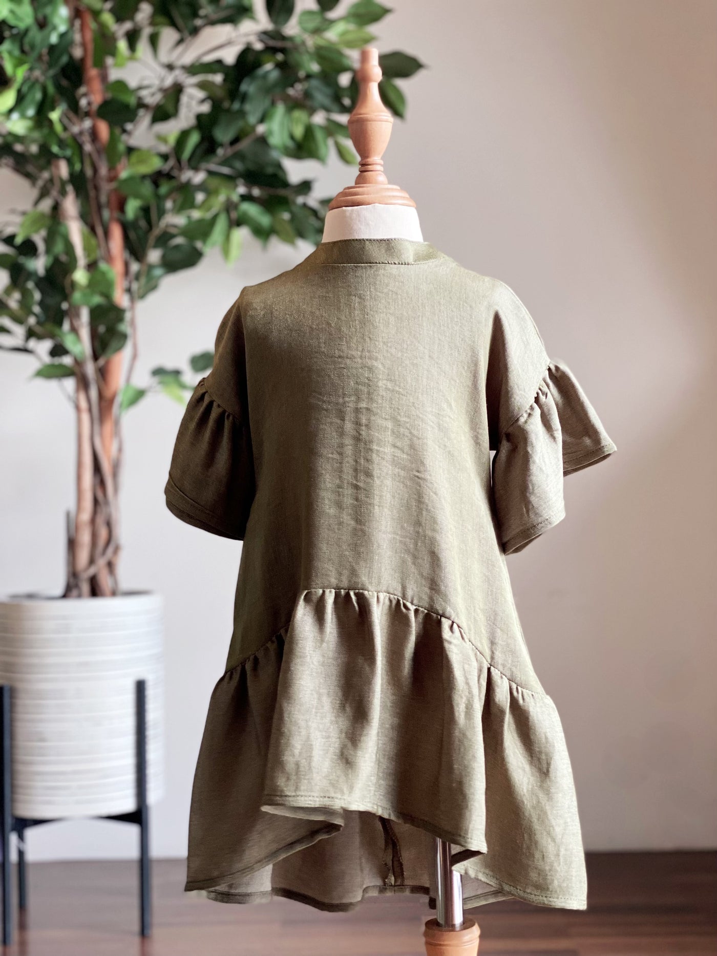 ANGELINA Flounce Dress in Mudgreen