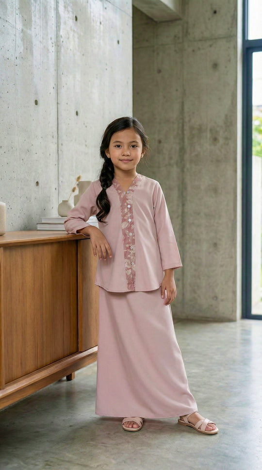 CAHAYA Modern Mini Kurung Set in Antique Blush