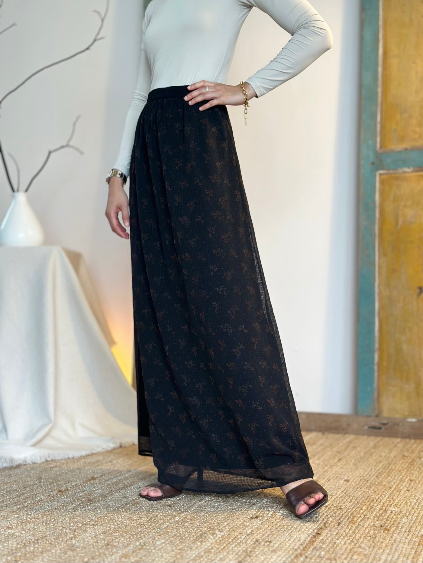 NILA Skirt in Midnight Bloom