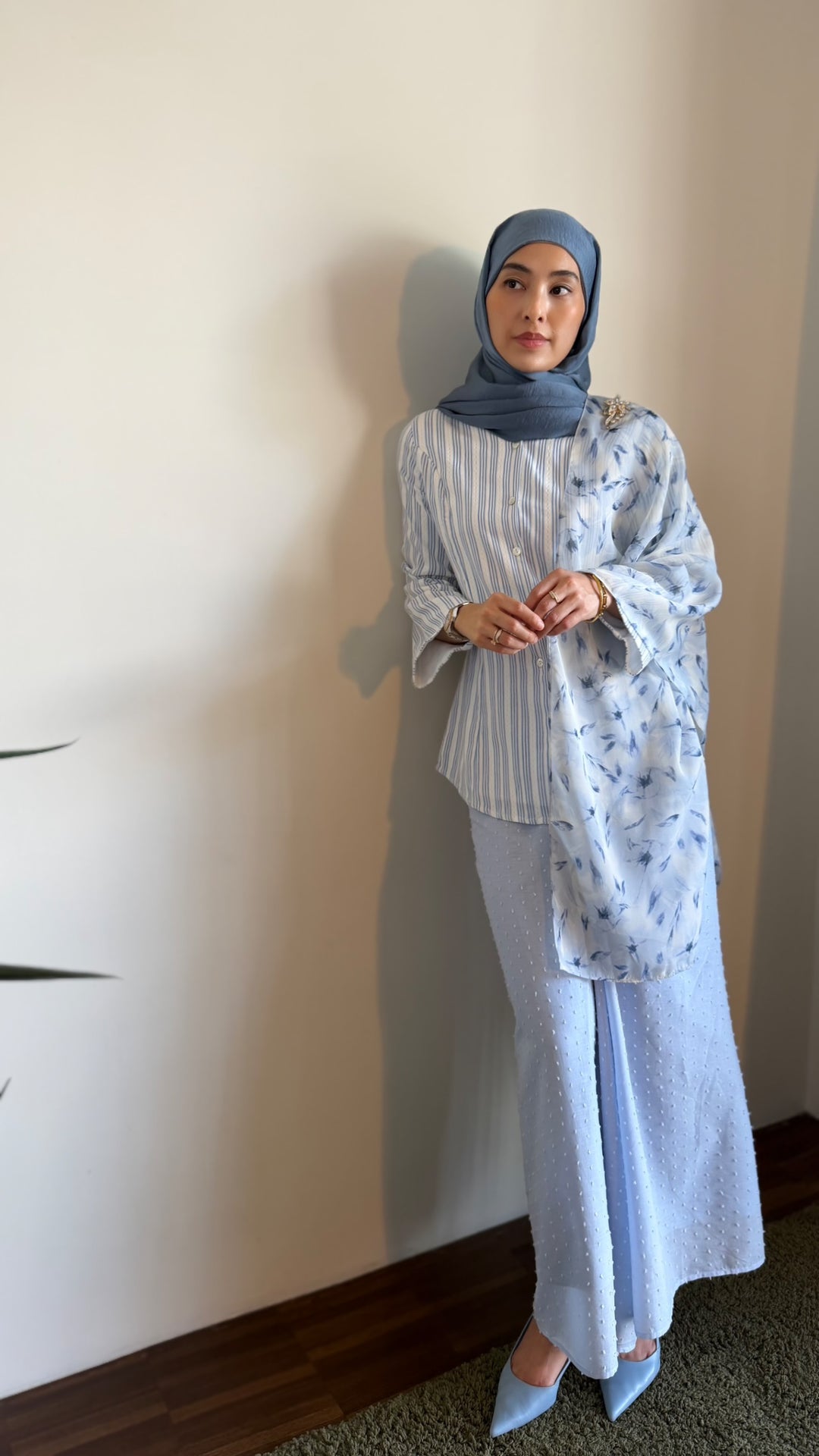 CEMARA Short Kebaya Set in Cornflower Blue