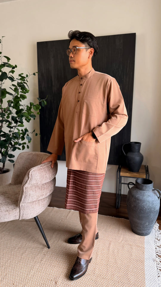 ARJUNA Baju Melayu Cekak Musang in Clay Brown