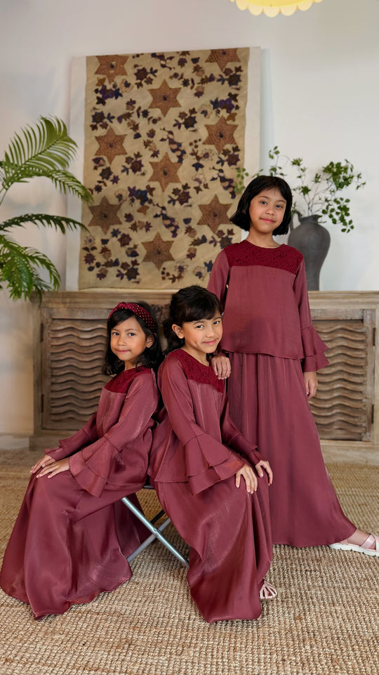 DIYA Modern Kurung Set in Rosewood