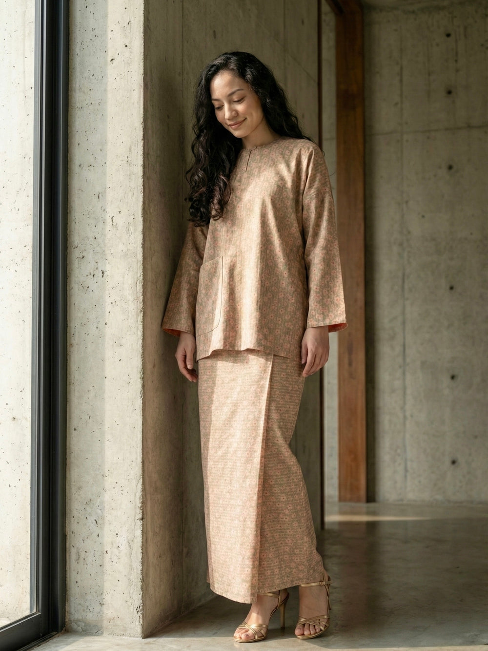 MULUS Kurung Kedah Set in Peach Floral