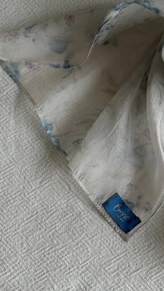 ALUN Selendang in Blue Botanica