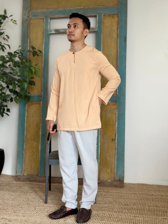 BUDI Teluk Belanga Kurta in Peach