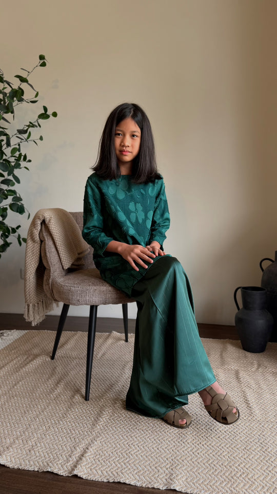 SUKMA Long Kurung Set in Emerald