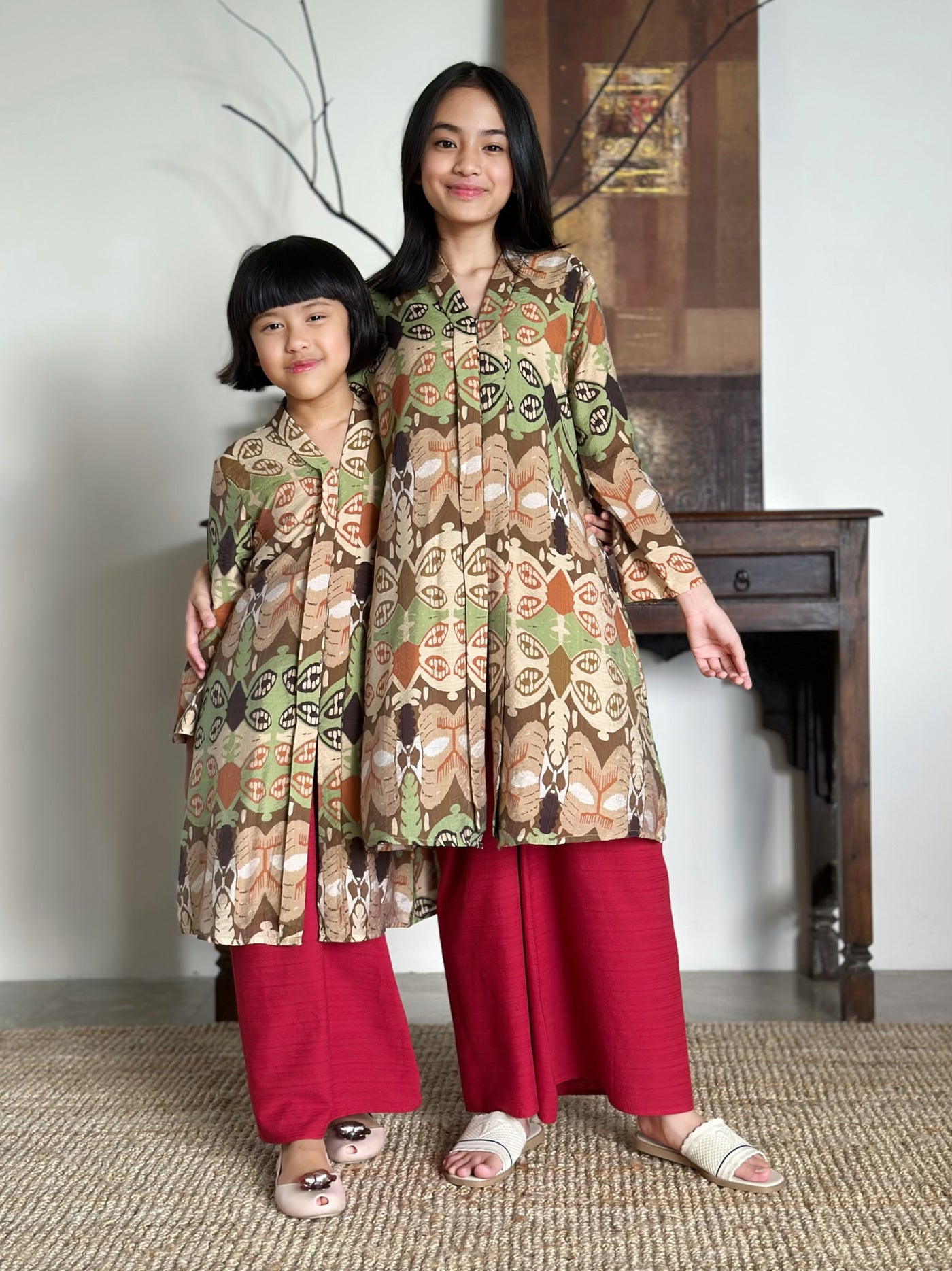 INTAN Long Kebaya Set in Joy