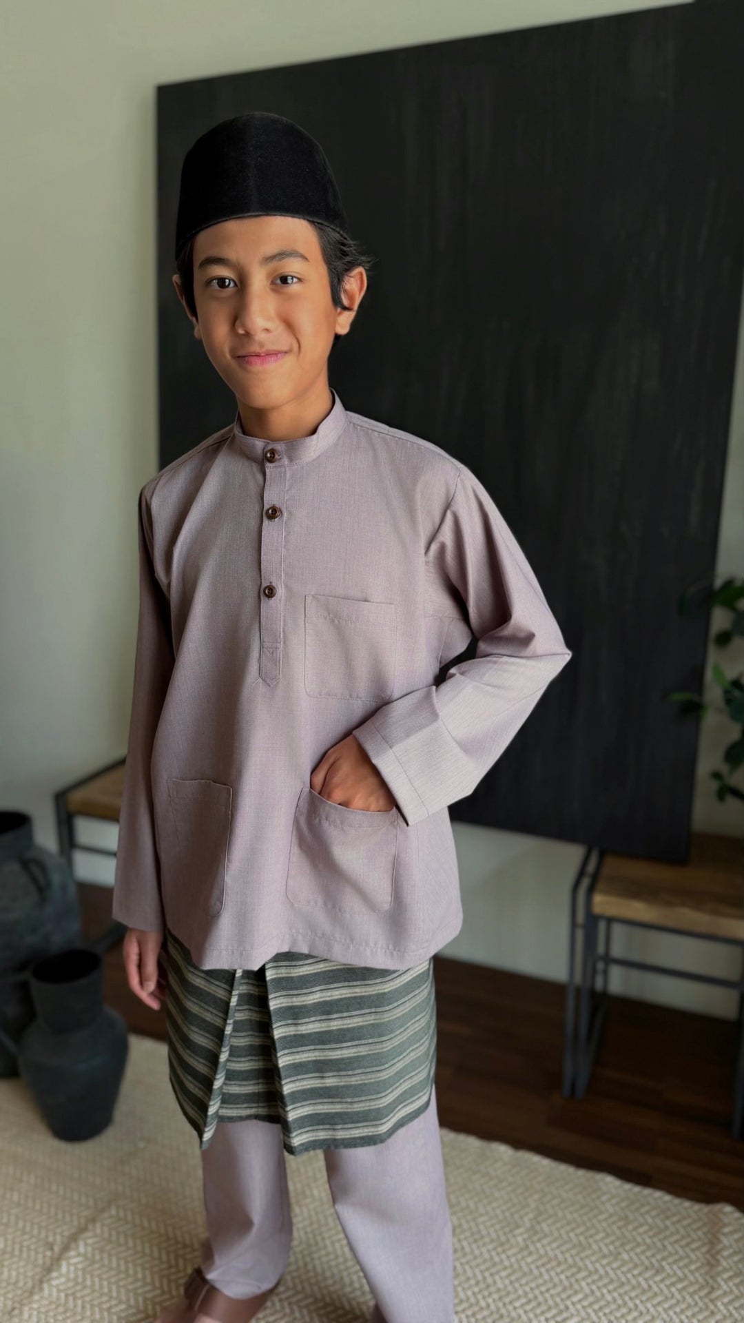 ANDIKA Baju Melayu Cekak Musang Set in Desert Blush