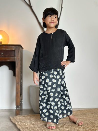 KESUMA Kurung Kedah Set in Ebony