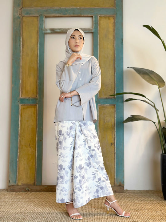 MUSTIKA Mini Kebarung Set in Ash