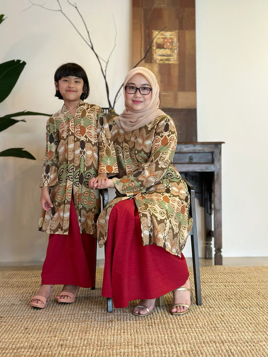 INTAN Long Kebaya Set in Joy